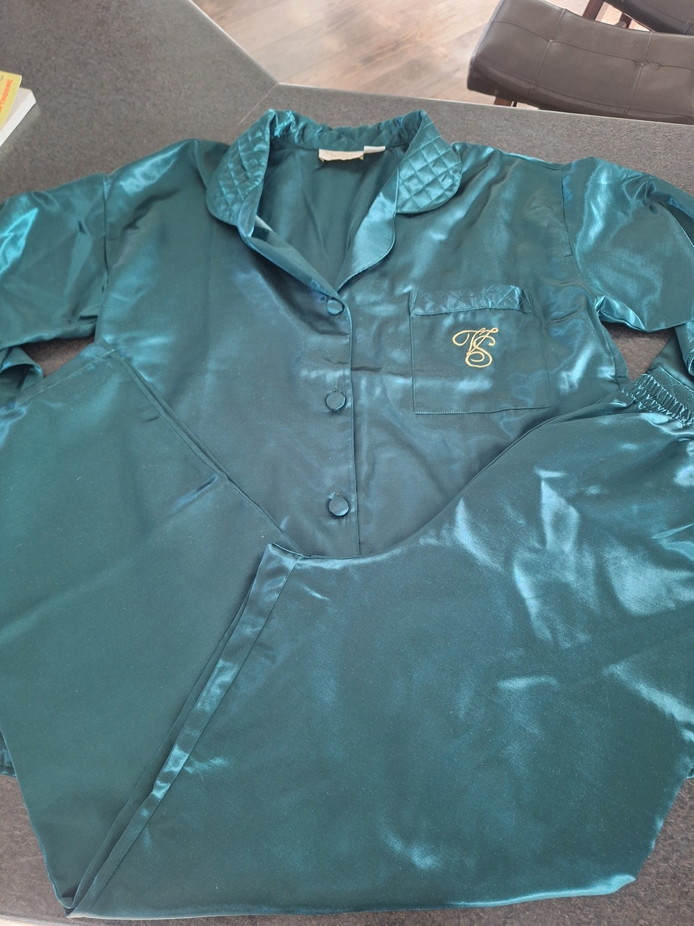 Victoria's Secret Green Quilted Lined Jacket